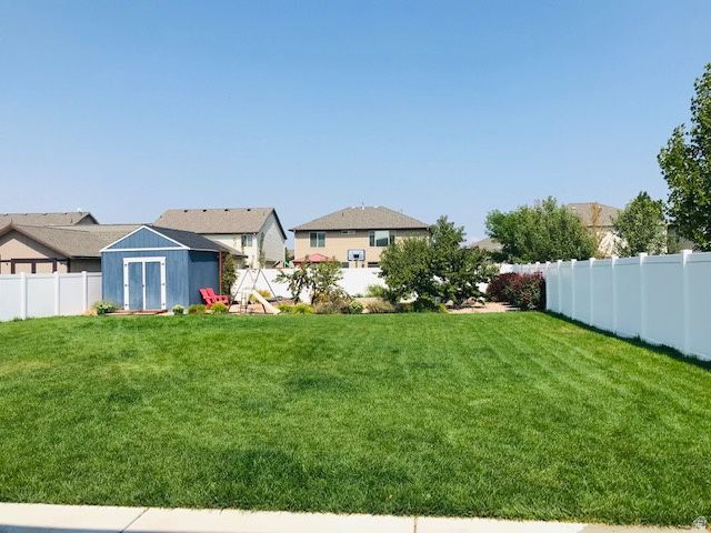 872 W OXFORD DR, North Salt Lake, UT 84054