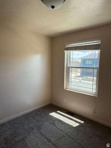 872 W OXFORD DR, North Salt Lake, UT 84054