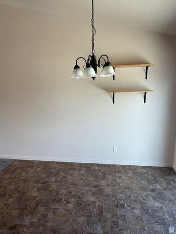 872 W OXFORD DR, North Salt Lake, UT 84054
