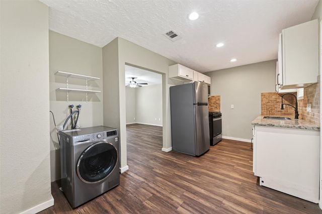 8126 Marcy Drive, Houston, TX 77033