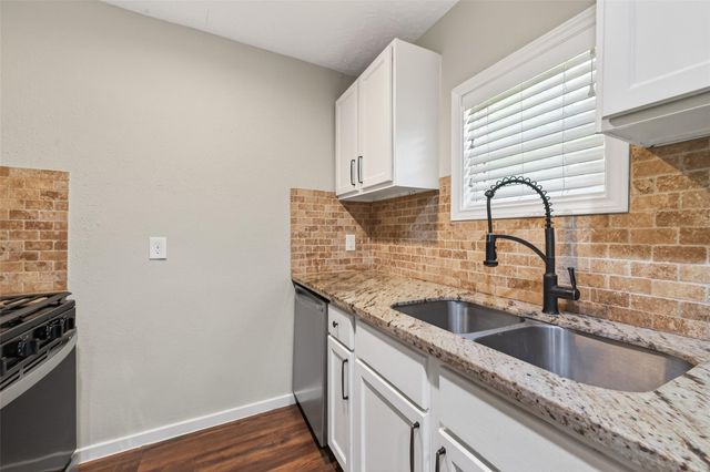 8126 Marcy Drive, Houston, TX 77033