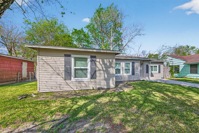 8126 Marcy Drive, Houston, TX 77033