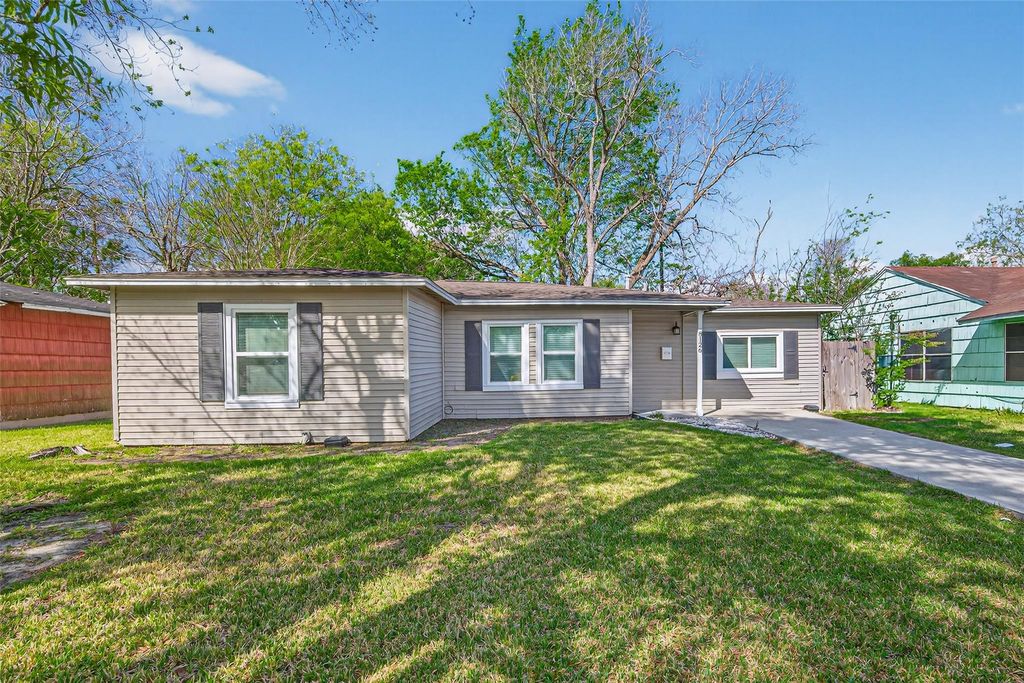 8126 Marcy Drive, Houston, TX 77033