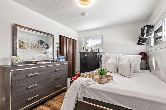 7608 64th Avenue N, Brooklyn Park, MN 55428