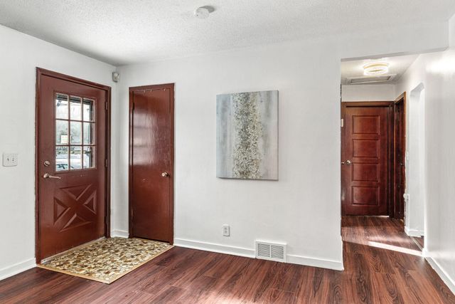 7608 64th Avenue N, Brooklyn Park, MN 55428