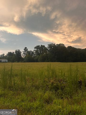 747 Sam Swindle Road, Hull, GA 30646