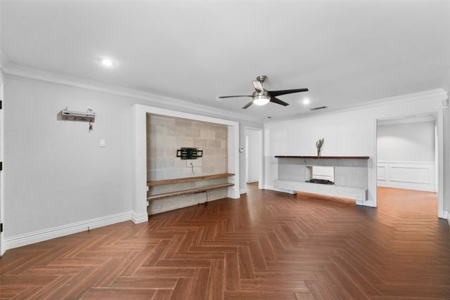 4802 W Mockingbird Lane, Dallas, TX 75209