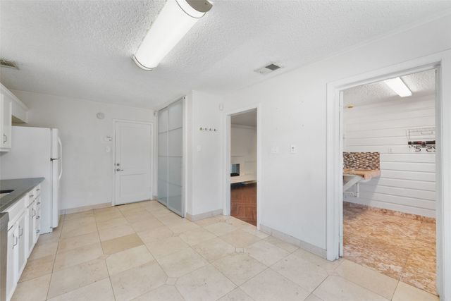4802 W Mockingbird Lane, Dallas, TX 75209