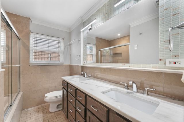 4802 W Mockingbird Lane, Dallas, TX 75209