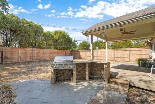 4802 W Mockingbird Lane, Dallas, TX 75209