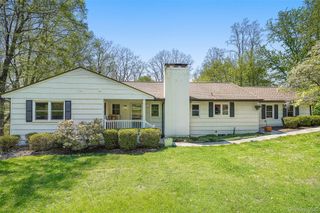 19 Skyview Drive, Armonk, NY 10504