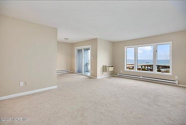 E11 Hillside Court E11, Highlands, NJ 07732