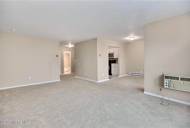 E11 Hillside Court E11, Highlands, NJ 07732
