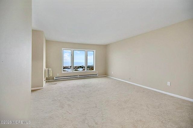E11 Hillside Court E11, Highlands, NJ 07732