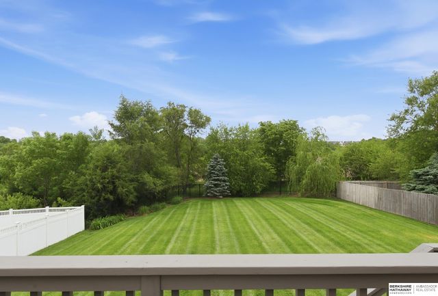 4905 Chennault Street, Papillion, NE 68133