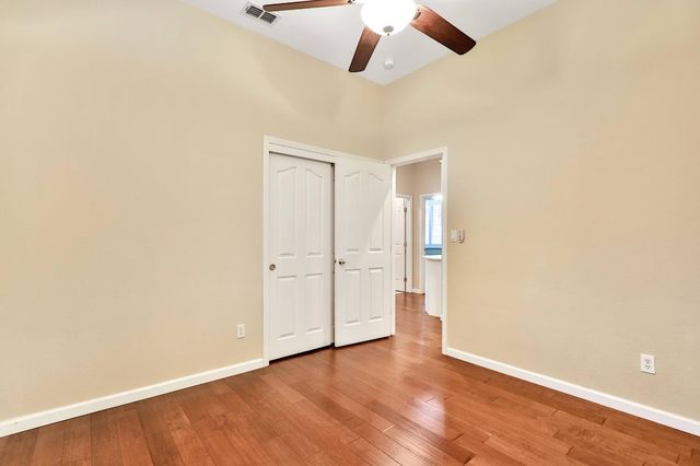 9404 Lyndley Plaza Way, Elk Grove, CA 95624