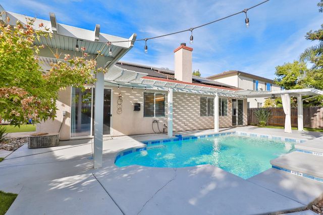 9404 Lyndley Plaza Way, Elk Grove, CA 95624