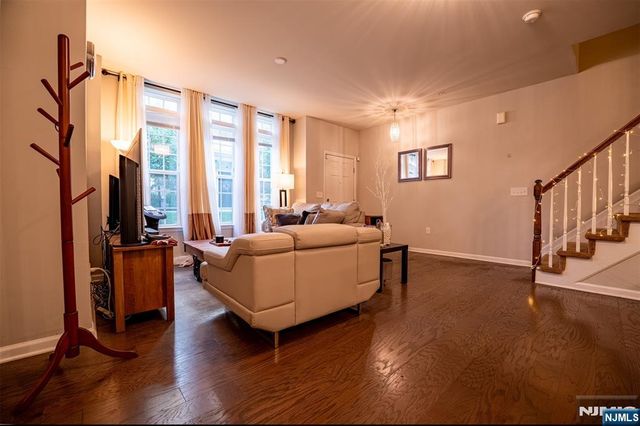 26 Dahlia Lane 413, Garfield, NJ 07026