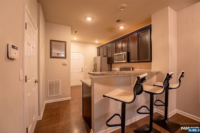 26 Dahlia Lane 413, Garfield, NJ 07026