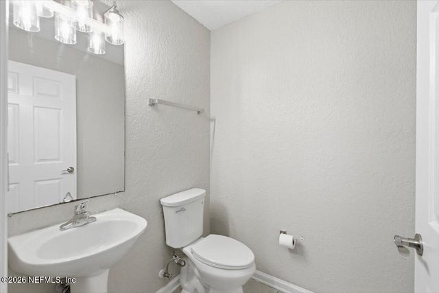 8550 ARGYLE BUSINESS Loop 1303, Jacksonville, FL 32244