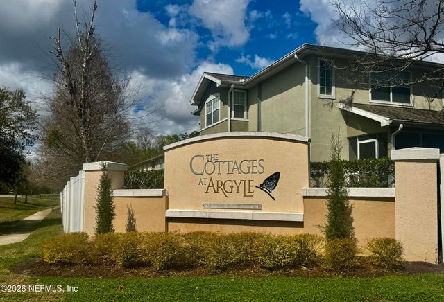 8550 ARGYLE BUSINESS Loop 1303, Jacksonville, FL 32244