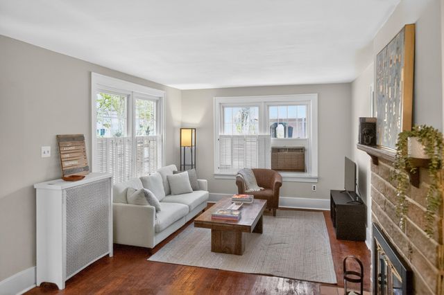 1474 Jewett Avenue, Ann Arbor, MI 48104