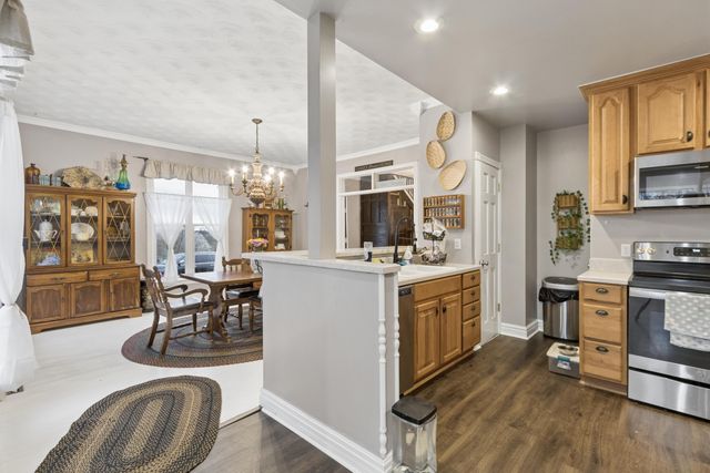 202 Kings Highway, Greenfield, MO 65661