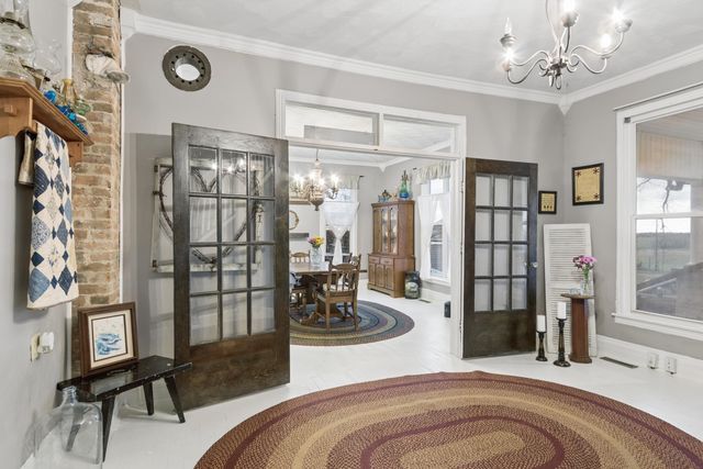 202 Kings Highway, Greenfield, MO 65661