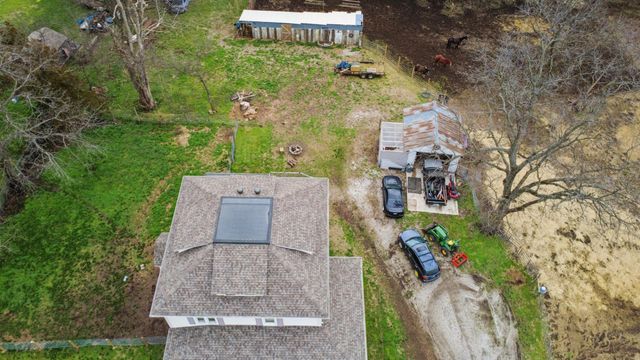 202 Kings Highway, Greenfield, MO 65661