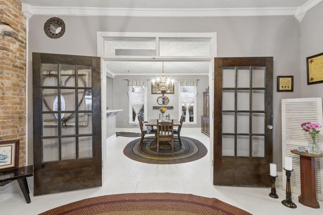 202 Kings Highway, Greenfield, MO 65661