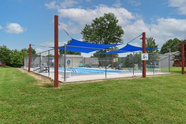 521 Van Buren Road, Branson, MO 65616