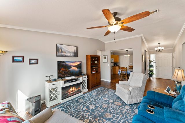 521 Van Buren Road, Branson, MO 65616