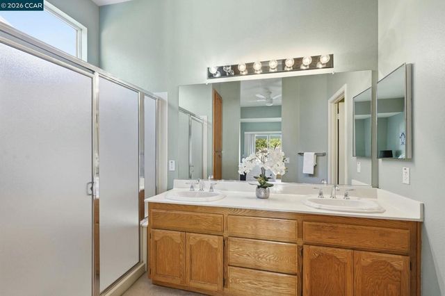 250 Winesap Dr, Brentwood, CA 94513