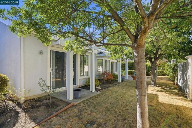 250 Winesap Dr, Brentwood, CA 94513