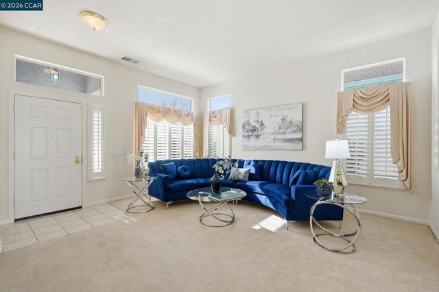 250 Winesap Dr, Brentwood, CA 94513