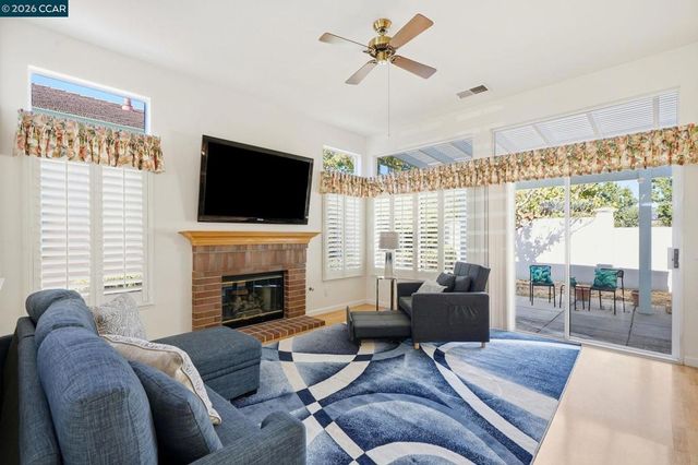 250 Winesap Dr, Brentwood, CA 94513
