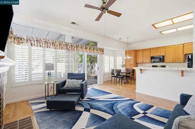250 Winesap Dr, Brentwood, CA 94513