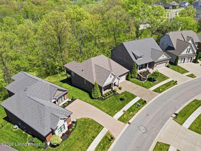 115 Locust Park Pl, Louisville, KY 40245