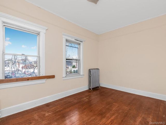 90 Meucci Avenue, Copiague, NY 11726