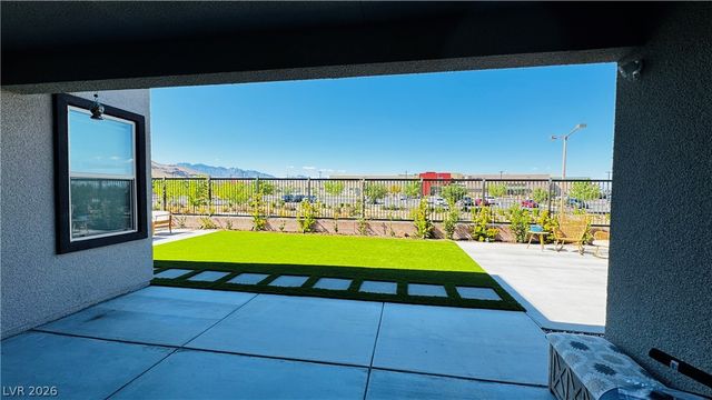 9836 Starlight Ridge Avenue, Las Vegas, NV 89148