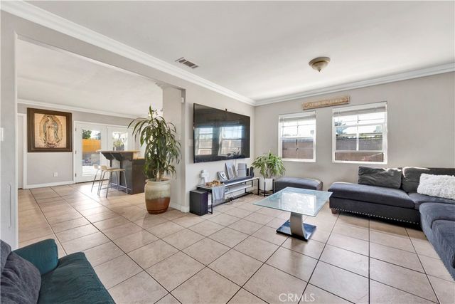 13286 Terra Bella Street, Pacoima, CA 91331