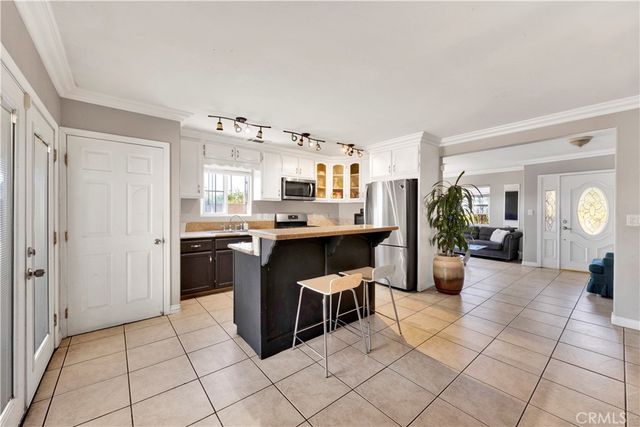 13286 Terra Bella Street, Pacoima, CA 91331
