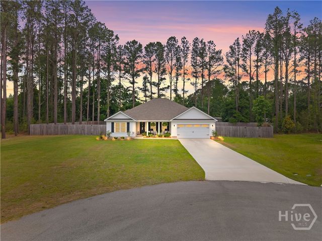 343 Tallulah Bend, Ellabell, GA 31308