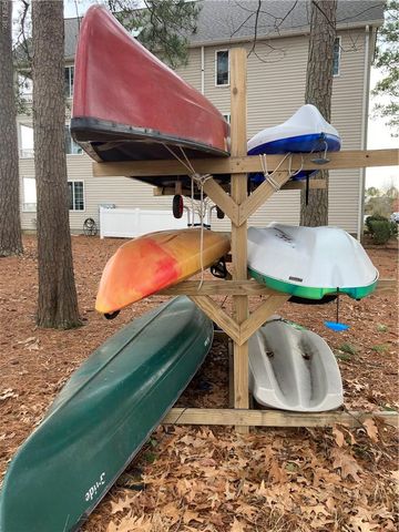 212 Dockside Dr Apt C, Hampton, VA 23669