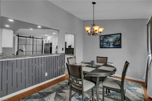 212 Dockside Dr Apt C, Hampton, VA 23669