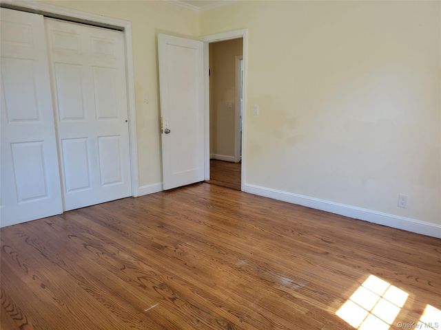 89 Beverly Avenue, Floral Park, NY 11001