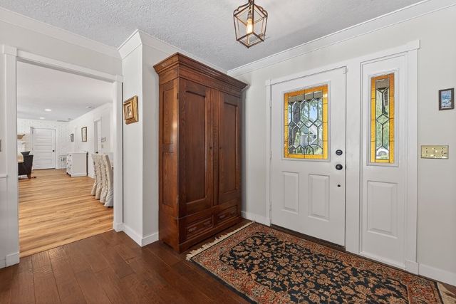 2402 NW Linebarger Lane, Bentonville, AR 72712