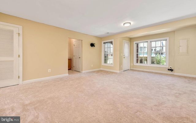 14422 FOWLERS MILL DR, Gainesville, VA 20155
