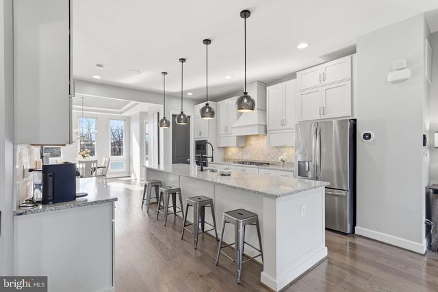 20388 ROSLINDALE DR, Ashburn, VA 20147