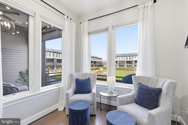 20388 ROSLINDALE DR, Ashburn, VA 20147